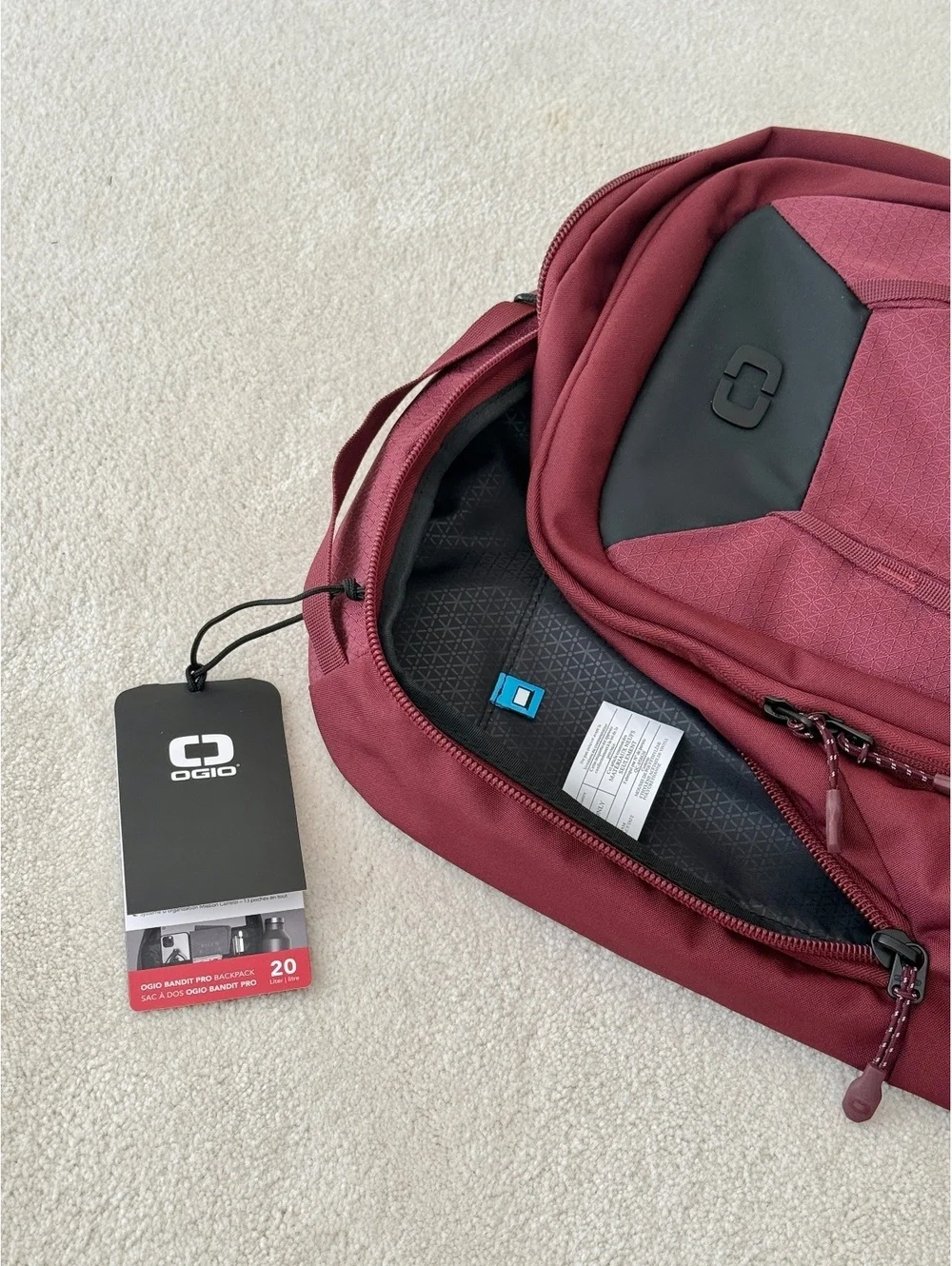 OGIO Bandit Pro 20L Backpack Burgundy NWT Willow Bend Country Club Cape Cod